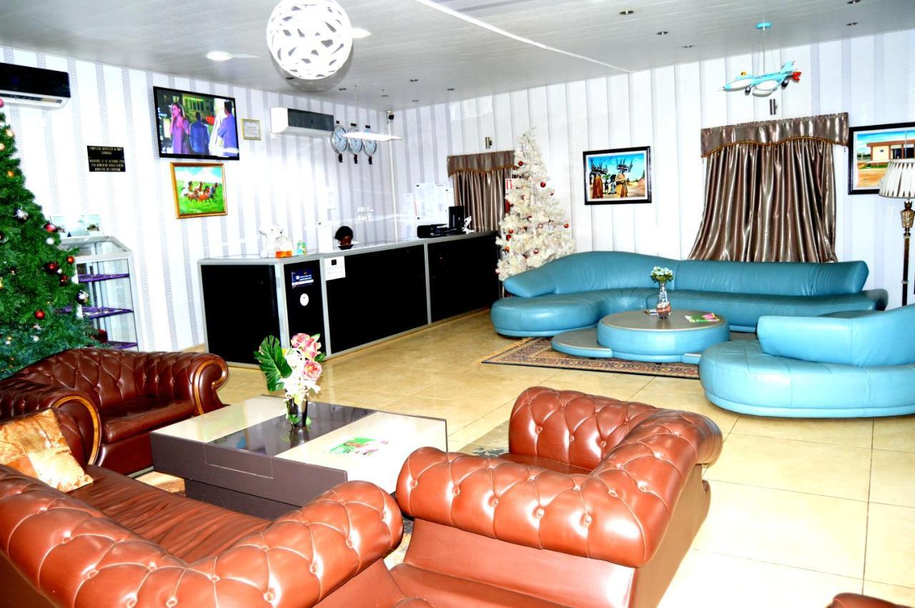 Complexe Hotelier Olympe 코로고 외부 사진