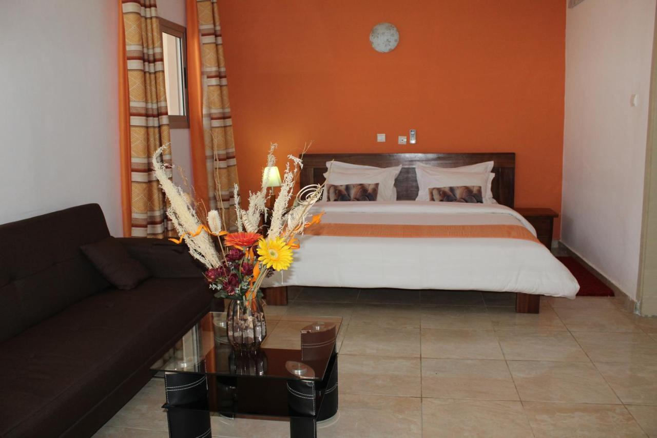 Complexe Hotelier Olympe 코로고 외부 사진
